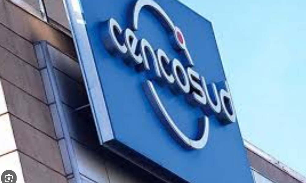 Fiscalía realizó incautaciones en sede de Cencosud y casa de exCEO por uso de información privilegiada