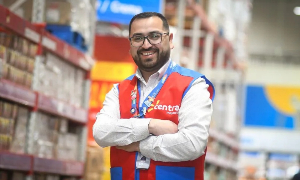 Partió en el área de carnicería y hoy es gerente de supermercado: “Aquí nos incentivan a seguir creciendo y a mirar otros modelos a seguir”