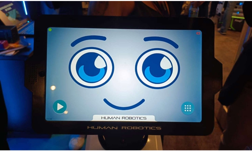 Robios, el robot 100% brasileño inspirado en el anime que te ayuda en los supermercados