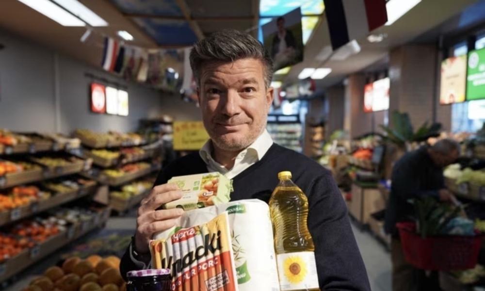 Carrefour lanza una gran rebaja en 500 referencias en mitad de su guerra contra los fabricantes