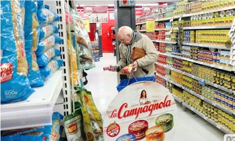Los primeros productos importados ya se ven en las góndolas de lo supermercados Argentinos