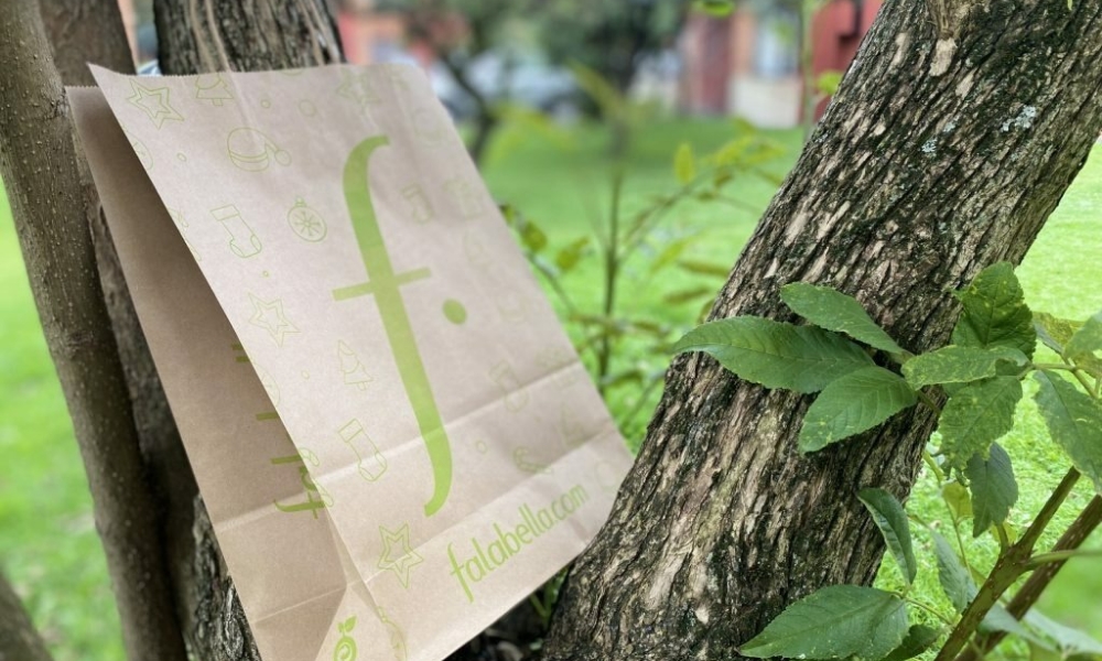 Las ferias de moda de Falabella promueven el intercambio de más de 60 000 prendas en Chile, Perú y Colombia