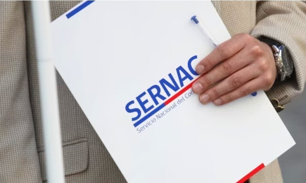 En 2023 Sernac recibió más de 593 mil reclamos de clientes: mayoría de casos fue contra el retail