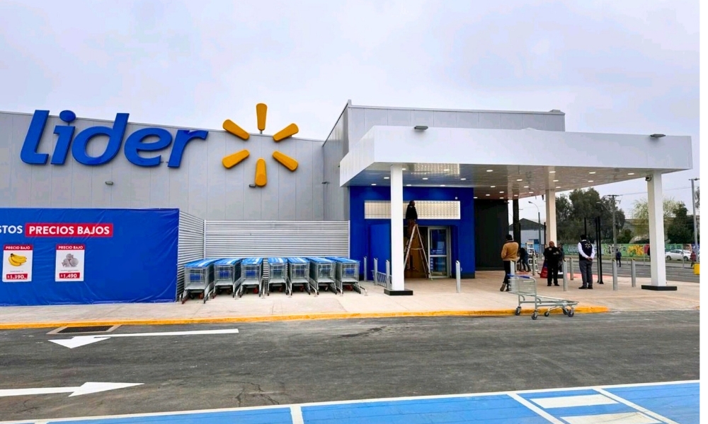 Postales del nuevo Lider Curicó