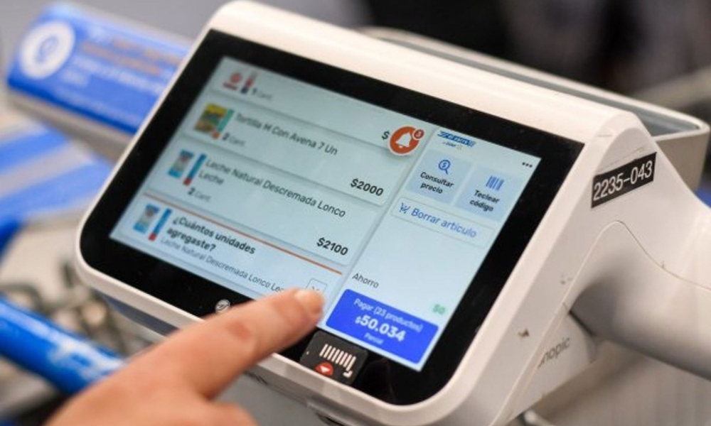 Walmart Chile proyecta expandir su carro con inteligencia artificial a 25 locales en 2025