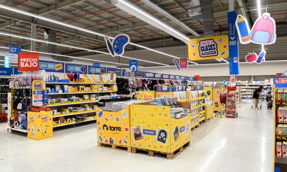 Walmart Chile se adelanta a la Vuelta a Clases 2025 con precios accesibles en uniformes y útiles escolares