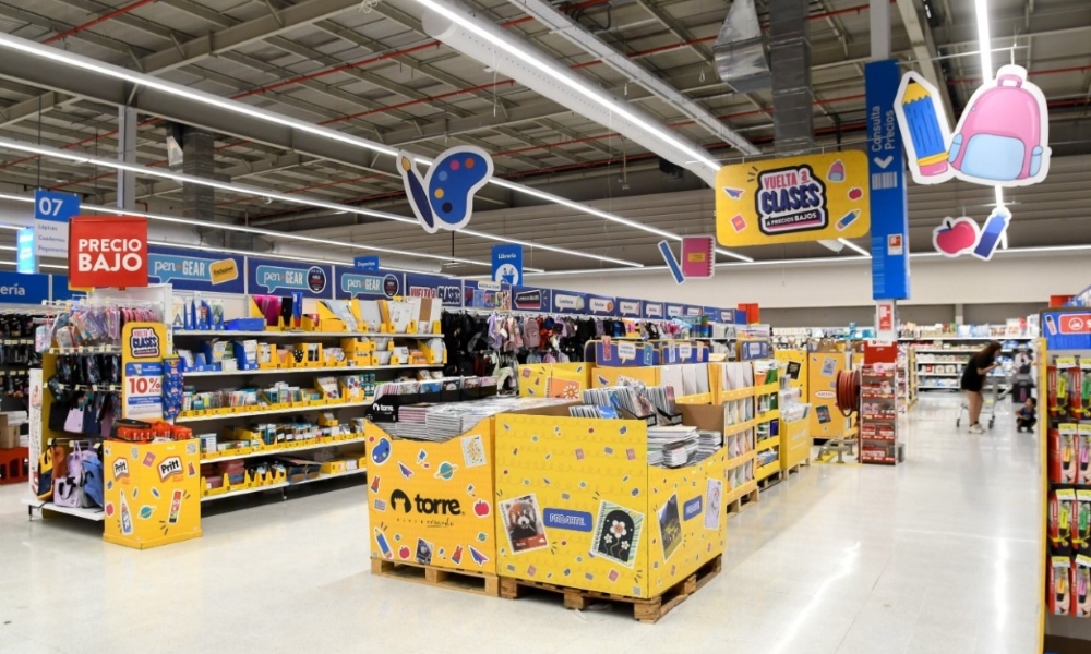 Walmart Chile se adelanta a la Vuelta a Clases 2025 con precios bajos y amplio stock