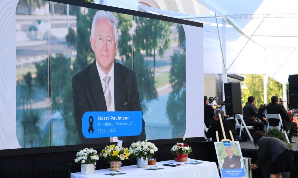 Último adiós a Horst Paulmann en Santiago: un legado de esfuerzo y visión empresarial