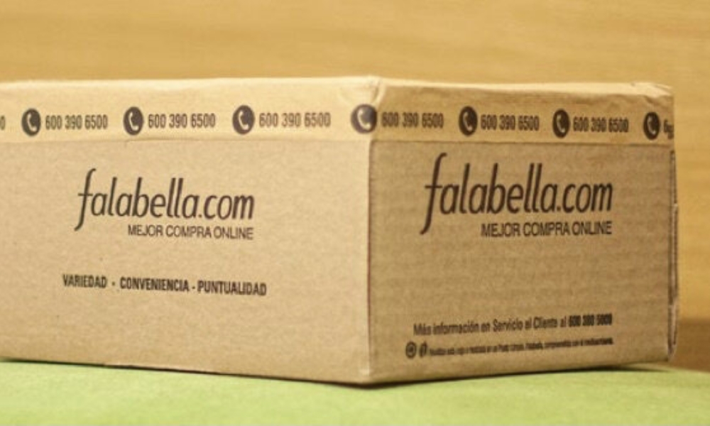 Falabella amplía su red de reciclaje textil e implementa un servicio permanente para zapatillas