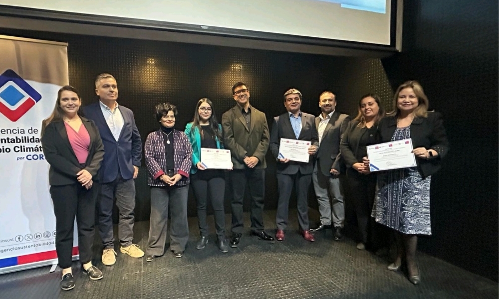 SMU recibe Certificación Azul por su gestión sostenible del agua en Centro de Distribución Lo Aguirre