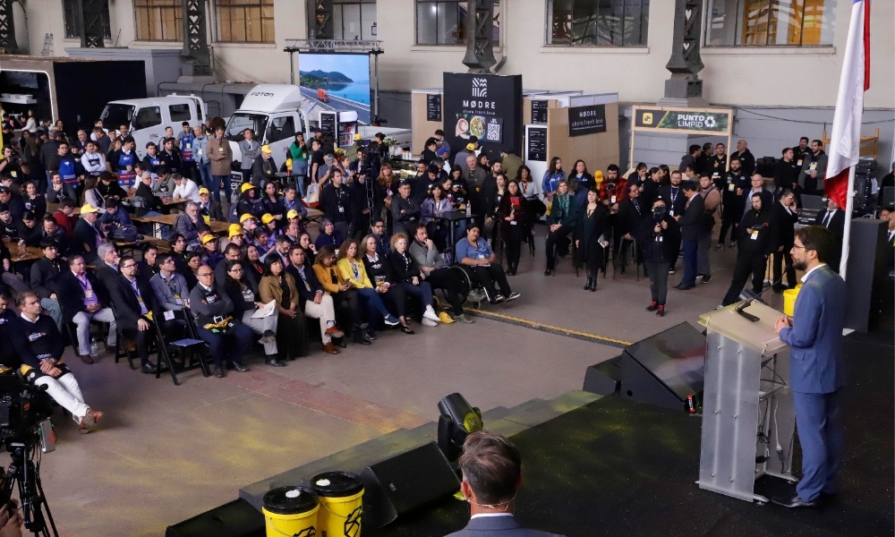 Ministros Boccardo y Orellana inauguran Gran Feria de Capacitación de Sodimac y destacan la importancia del sector construcción para el país