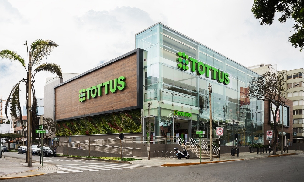 Tottus impulsa su crecimiento en Perú con remodelaciones y nueva tienda en 2025