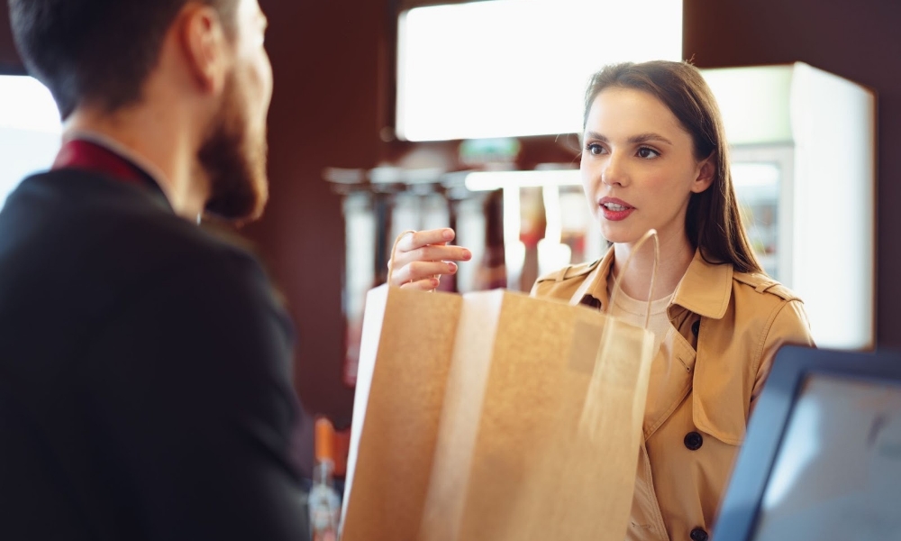 Retiro en tienda: ¿Quién asume el costo?