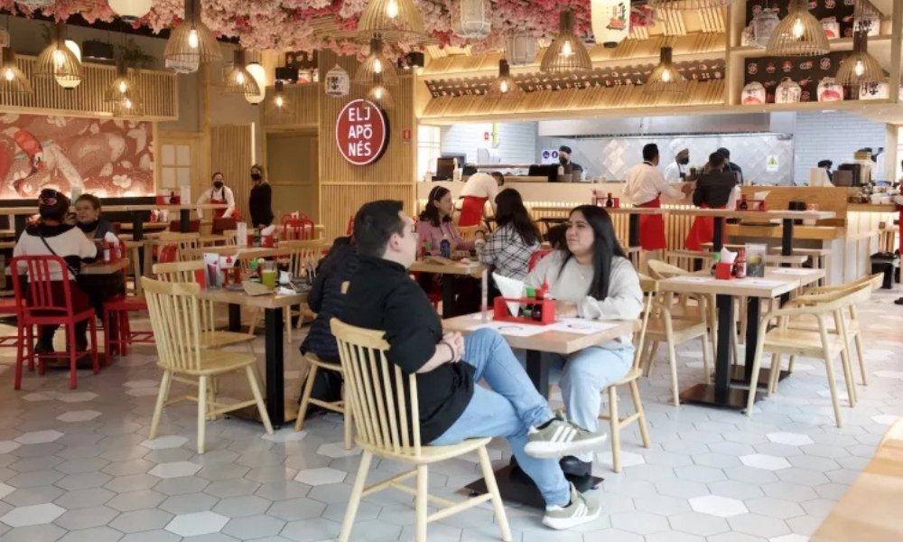 Costanera Center inaugura nuevo polo gastronómico con ampliación significativa de su espacio en el nivel 5