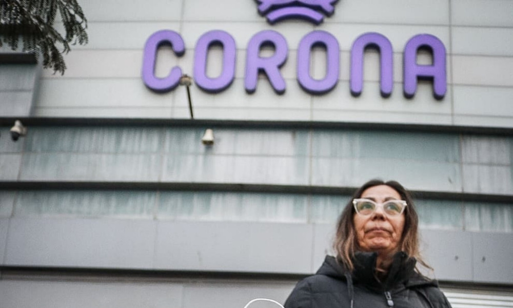 Tras la quiebra, Corona rematará más de 500 mil prendas desde los $650: revisa cómo participar de la subasta este jueves 4 de septiembre