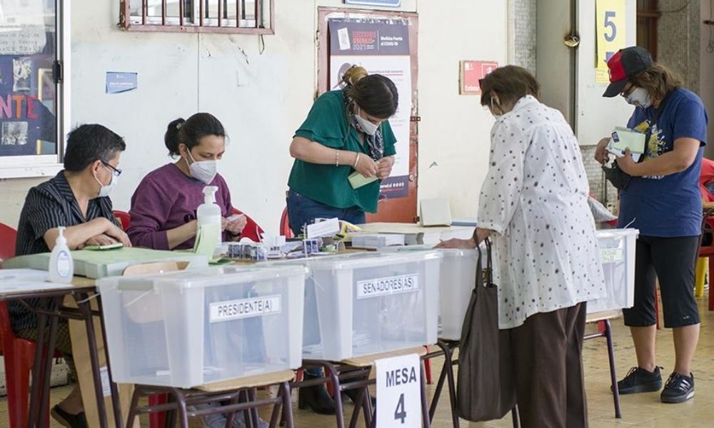 Comercio pierde US$ 1.200 millones al año por feriados y presiona por apertura en elecciones