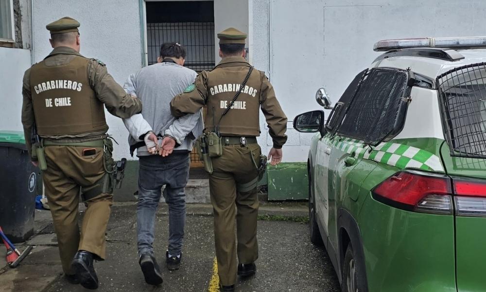 Para no creerlo: delincuente que apuñaló a guardia en Líder Valdivia tenía 35 aprehensiones anteriormente