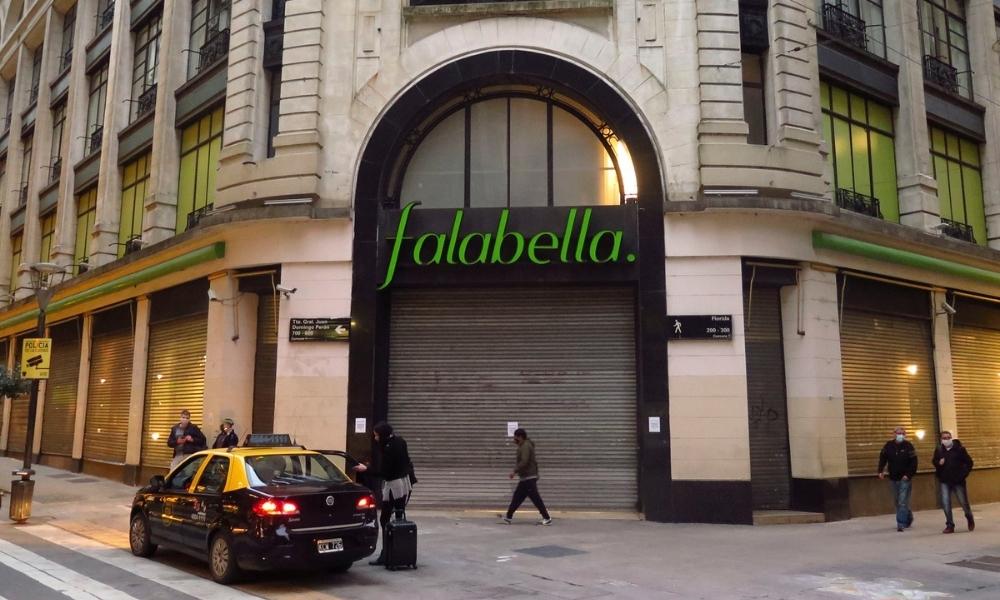 La técnica de Falabella para «volver» a Argentina ante fanatismo de trasandinos por comprar en Chile