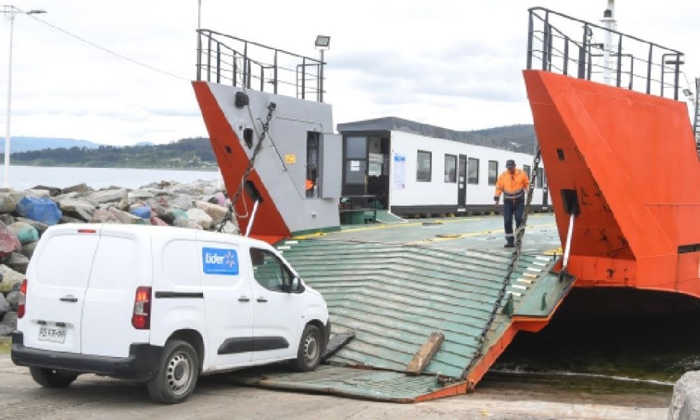 Con viajes semanales: Walmart Chile (Lider) concreta servicio de envío para la Isla Santa María