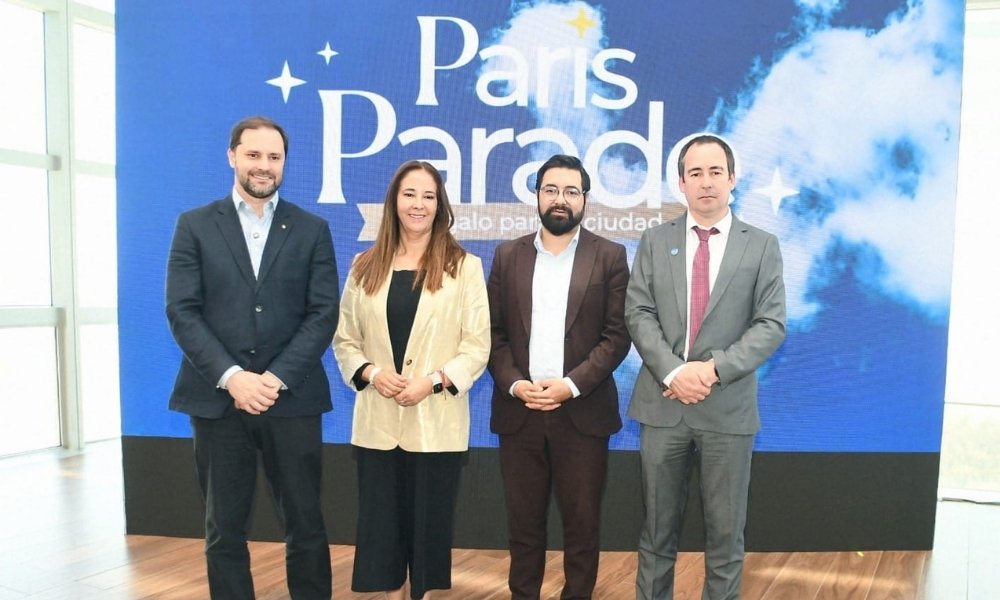 Cencosud y Paris presentan una nueva versión del Paris Parade, el desfile navideño más grande de Sudamérica