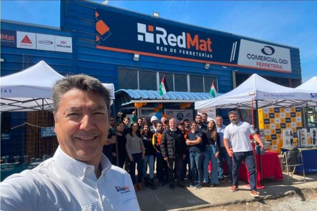 Juan Pablo Laroze, fundador de red de ferreterías RedMAT: «Nuestro plan estratégico es llegar a 50 socios para 2030”