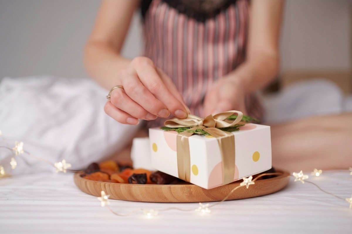 Cuando regalar es cuidar: belleza y moda entre las opciones favoritas para esta Navidad