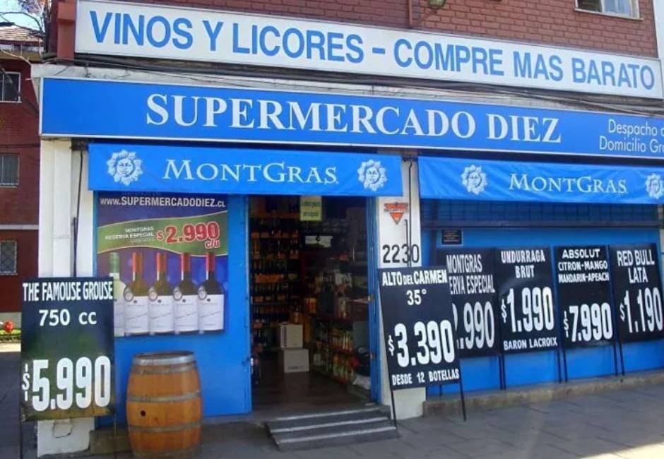 Controladores de Supermercado Diez escalan disputa con Metro por obras de la Línea 7