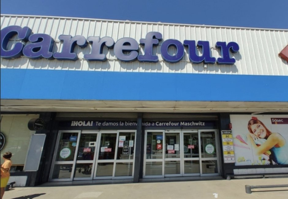 ¿Se frustra la salida de Carrefour de Argentina? El gigante francés analiza quedarse ante un proceso de venta sin avance