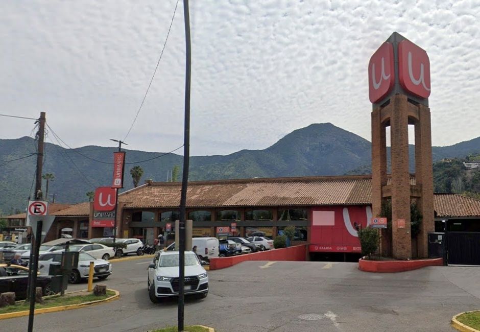 Aseguradora Confuturo concreta venta de strip centers por cerca de US$23 millones, incluido el icónico Unimarc de Santa María de Manquehue