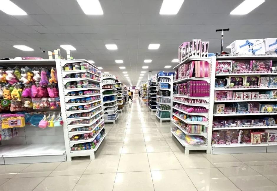 “Malls chinos en Chile: ¿baratos y populares o una amenaza al comercio formal y al fisco