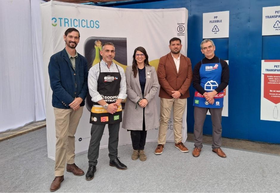 TriCiclos y Sodimac conmemoran la Semana del Reciclaje celebrando los 16 años del Punto Limpio La Reina