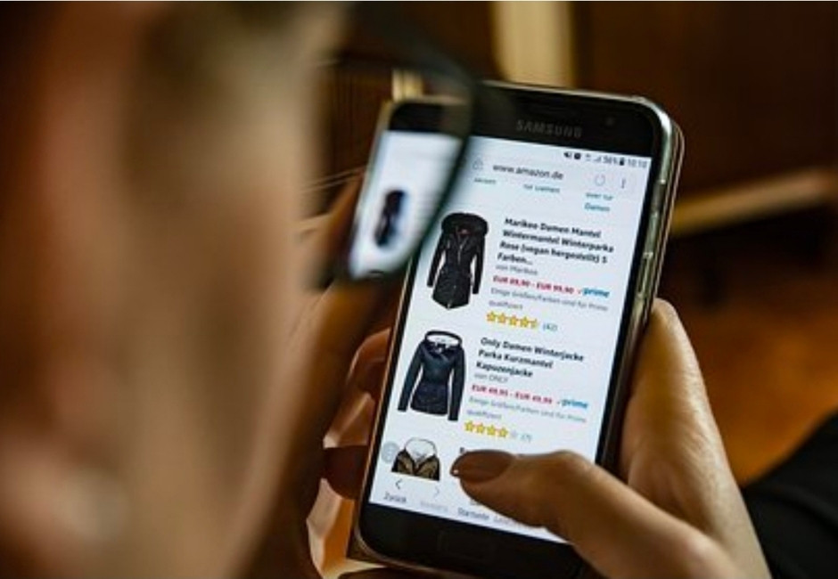 Cobro de IVA a compras internacionales desploma en un 39% el comercio digital informal en Chile
