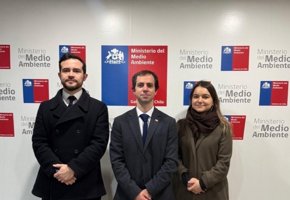 CCS y Consejo de Supermercados se reúnen con subsecretario del medio ambiente para abordar desafíos regulatorios